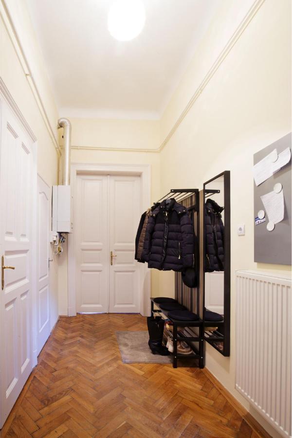 A54: Charming Apartment In The Ruin Bar District บูดาเปสต์ ภายนอก รูปภาพ